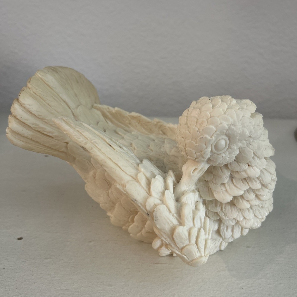 Vintage Alabaster Dove by Italian sculptor A Santini Made in‎ Italy